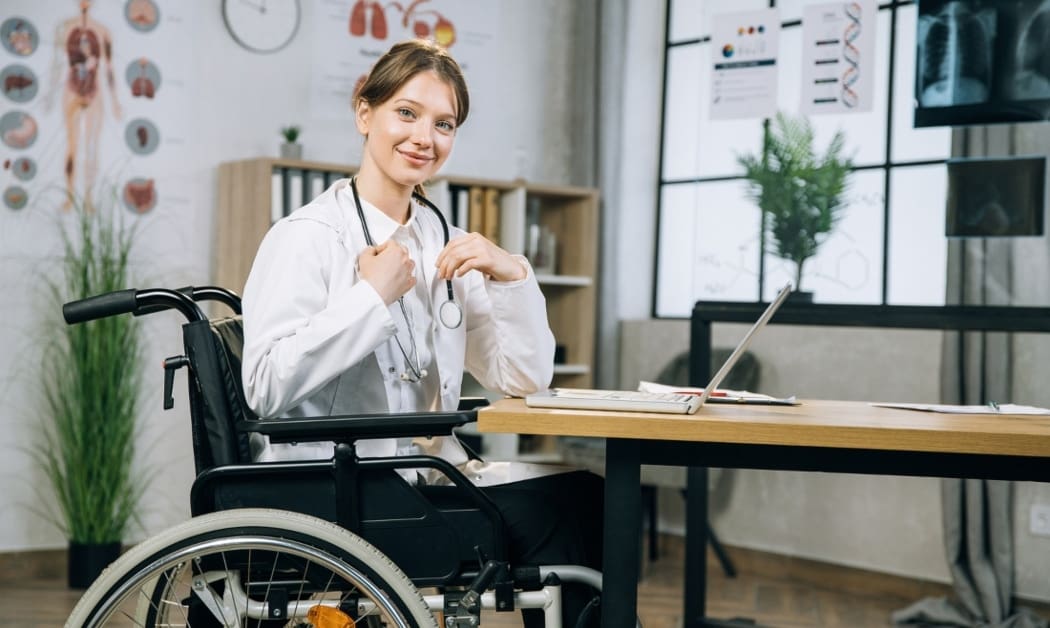Metlife Disability Insurance Review for Physicians: Why It Isn’t Enough