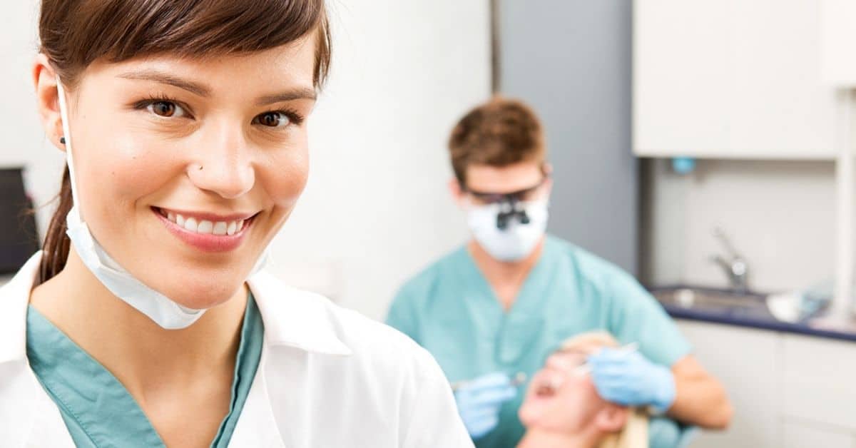 A Breakdown of Dental Hygienist School Costs and How to Pay For It