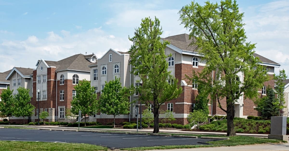 Using Student Loans for Off-Campus Housing Expenses